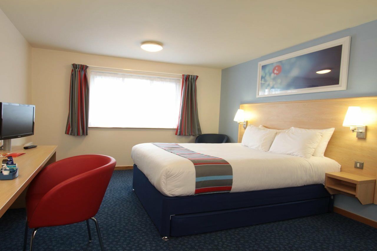 Travelodge London Park Royal מראה חיצוני תמונה
